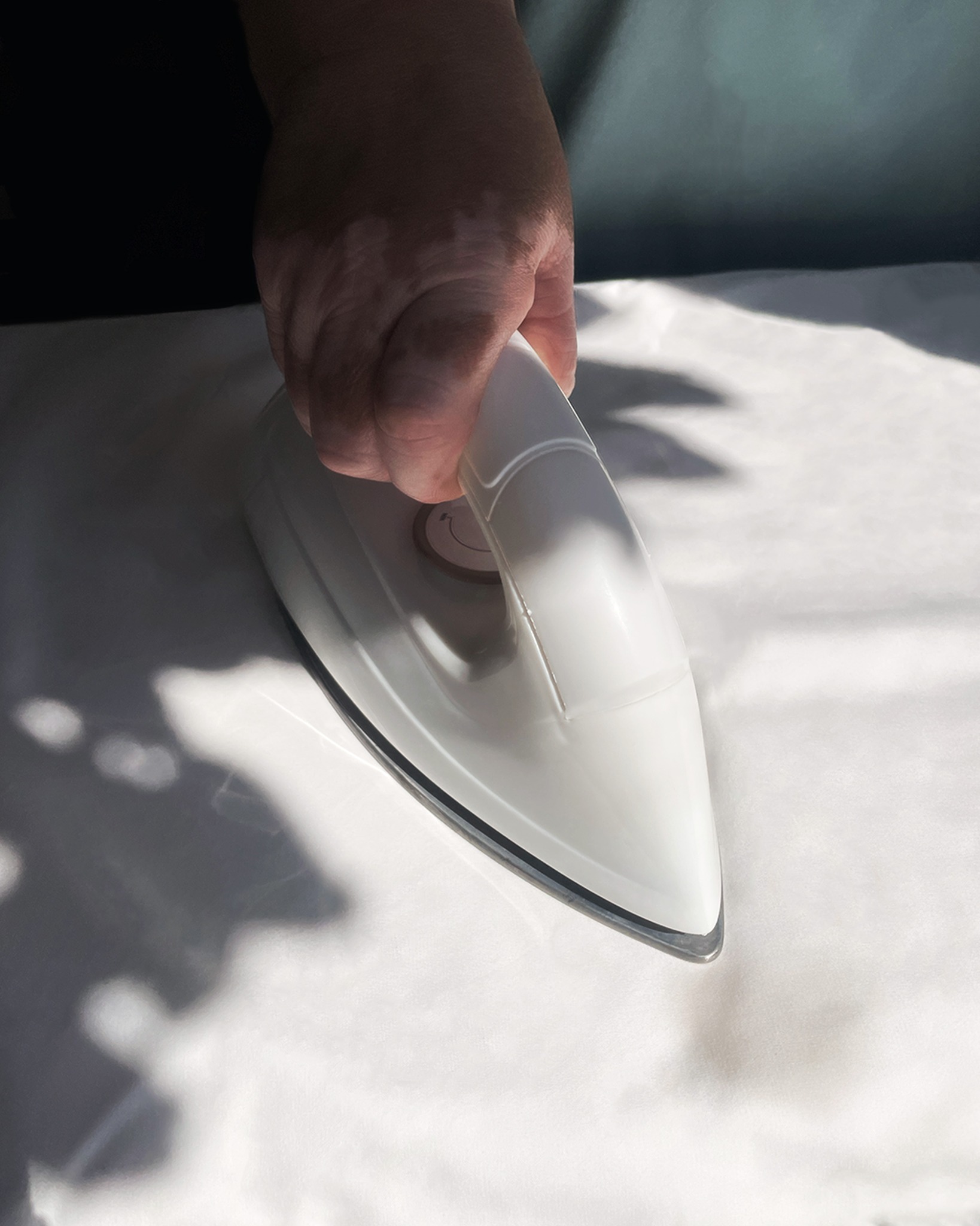 Because comfort is in the details, our dedicated housekeeping team takes pride in offering in-room cleaning and laundry services so you can simply relax and enjoy your stay. 🧺#houskeepingservices #laundry #poetrybuilding #recoleta #buenosaires #argentina #fyp